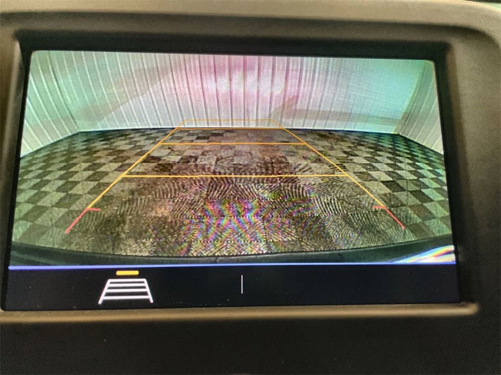 Used 2020 Chevrolet Equinox LS w/ LS Convenience Package image 14