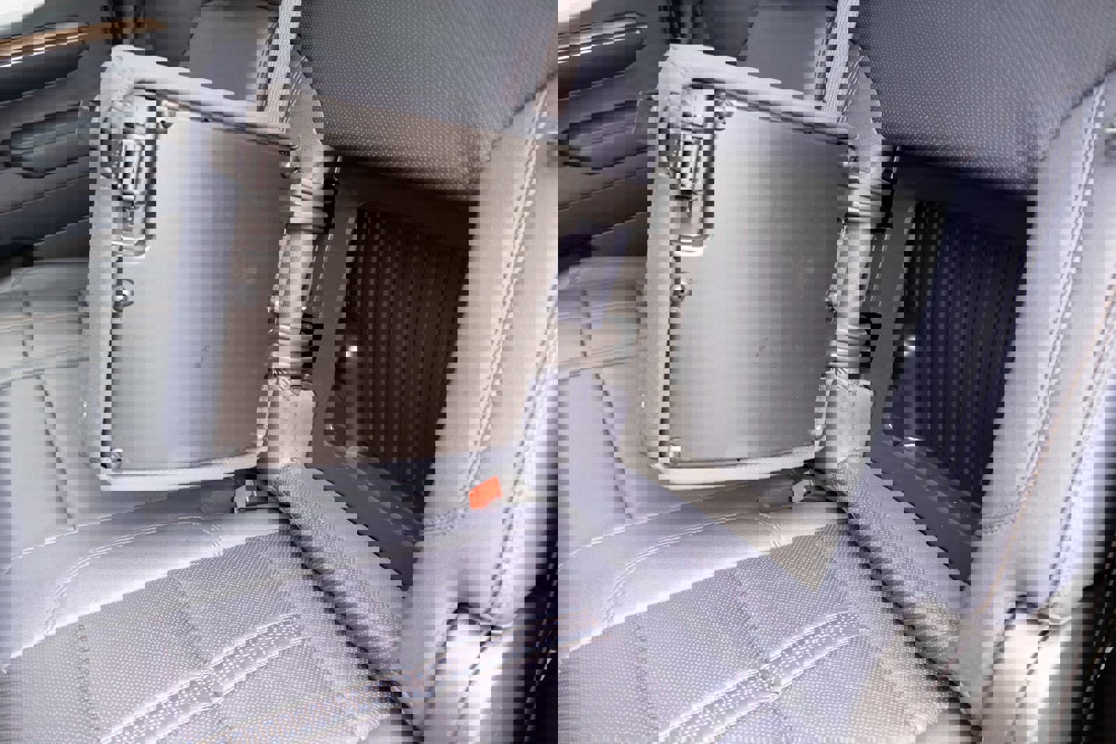 Used 2024 Chevrolet Silverado 1500 High Country w/ Technology Package image 21