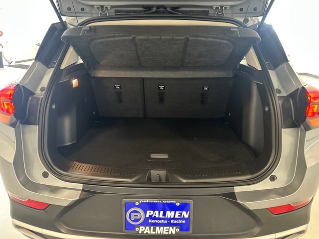 Used 2023 Buick Encore GX Preferred w/ Cold Weather Comfort Package AWD/4WD image 25