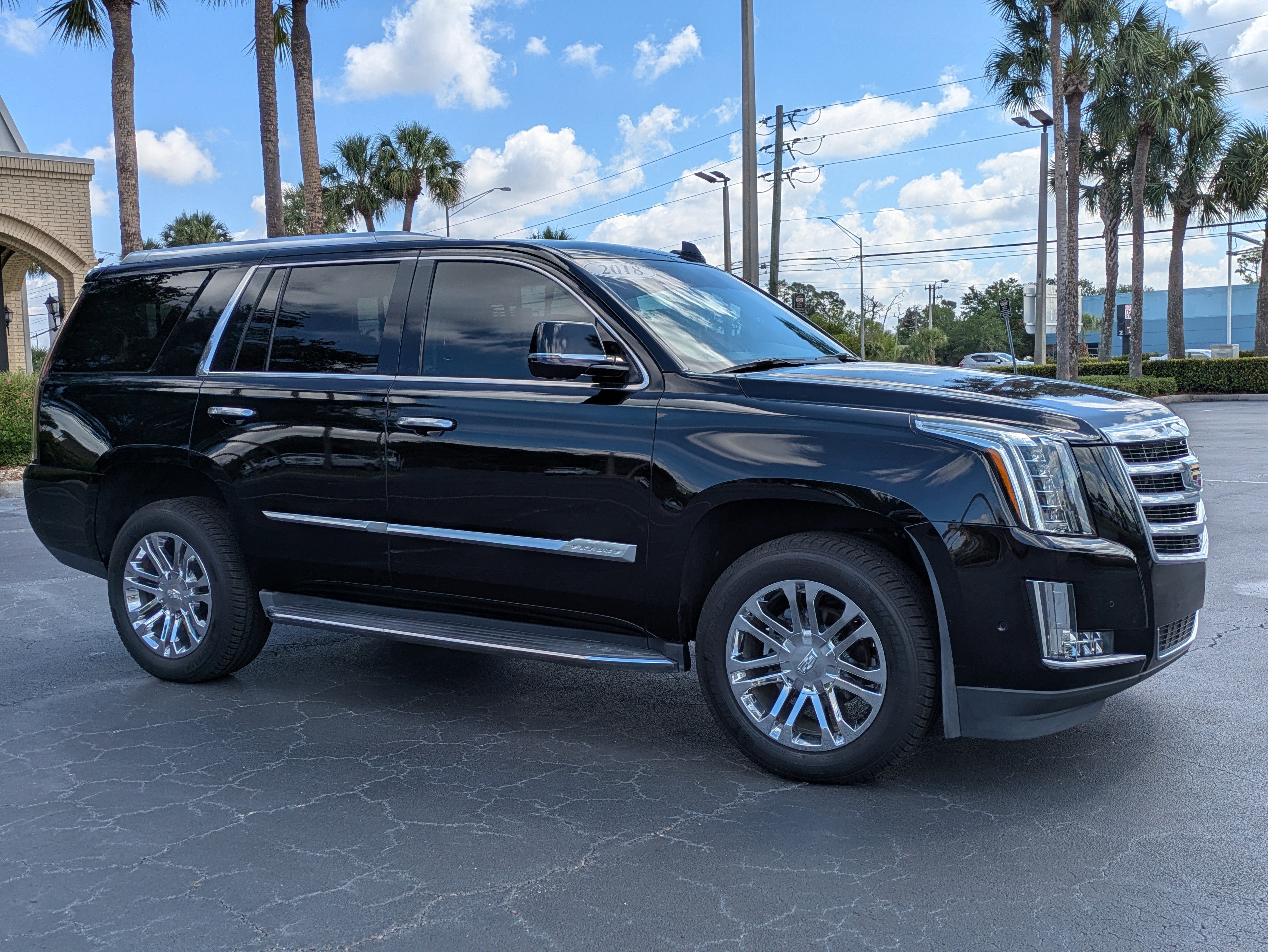 Used 2018 Cadillac Escalade 2WD image 7