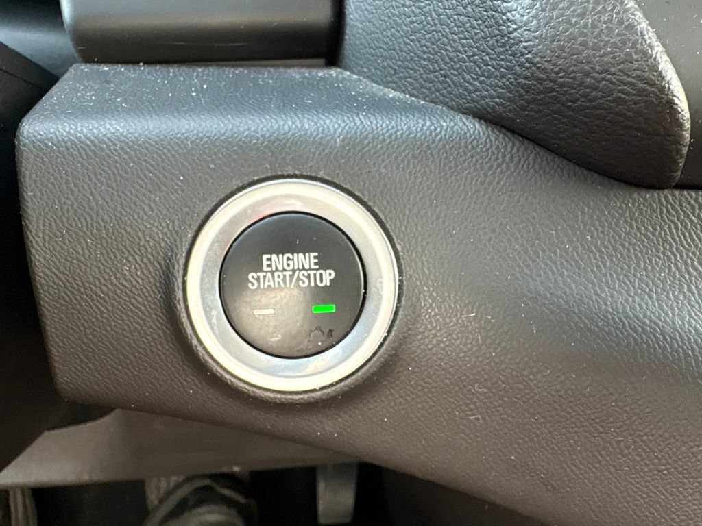 Used 2024 GMC Terrain SLE AWD/4WD image 28