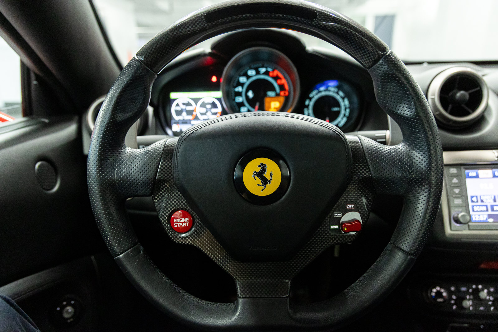Used 2011 Ferrari California RWD image 49