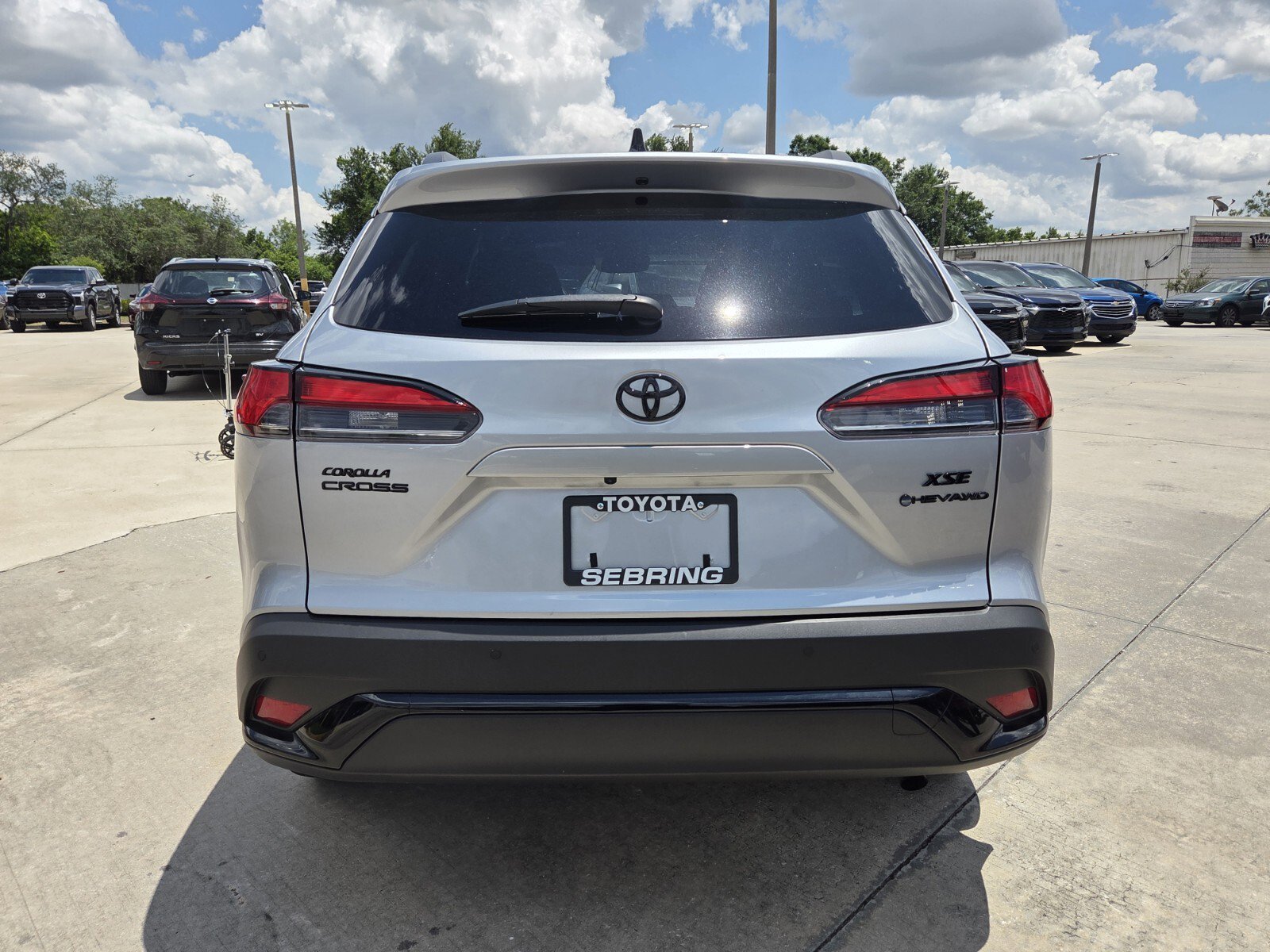 Used 2025 Toyota Corolla Cross AWD Hybrid w/ Convenience Package image 8