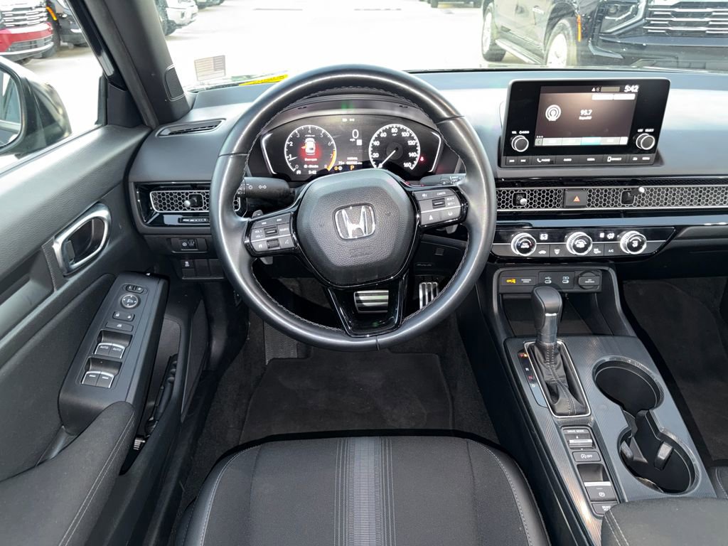 Used 2025 Honda Civic Sport image 12