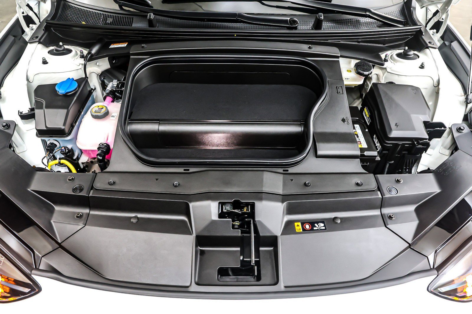 Used 2025 Hyundai Ioniq 6 SE image 11