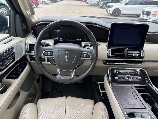 Used 2020 Lincoln Navigator Reserve w/ Luxury Package AWD/4WD image 18