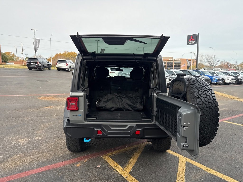 Used 2022 Jeep Wrangler Unlimited Rubicon 4xe w/ Cold Weather Group image 8