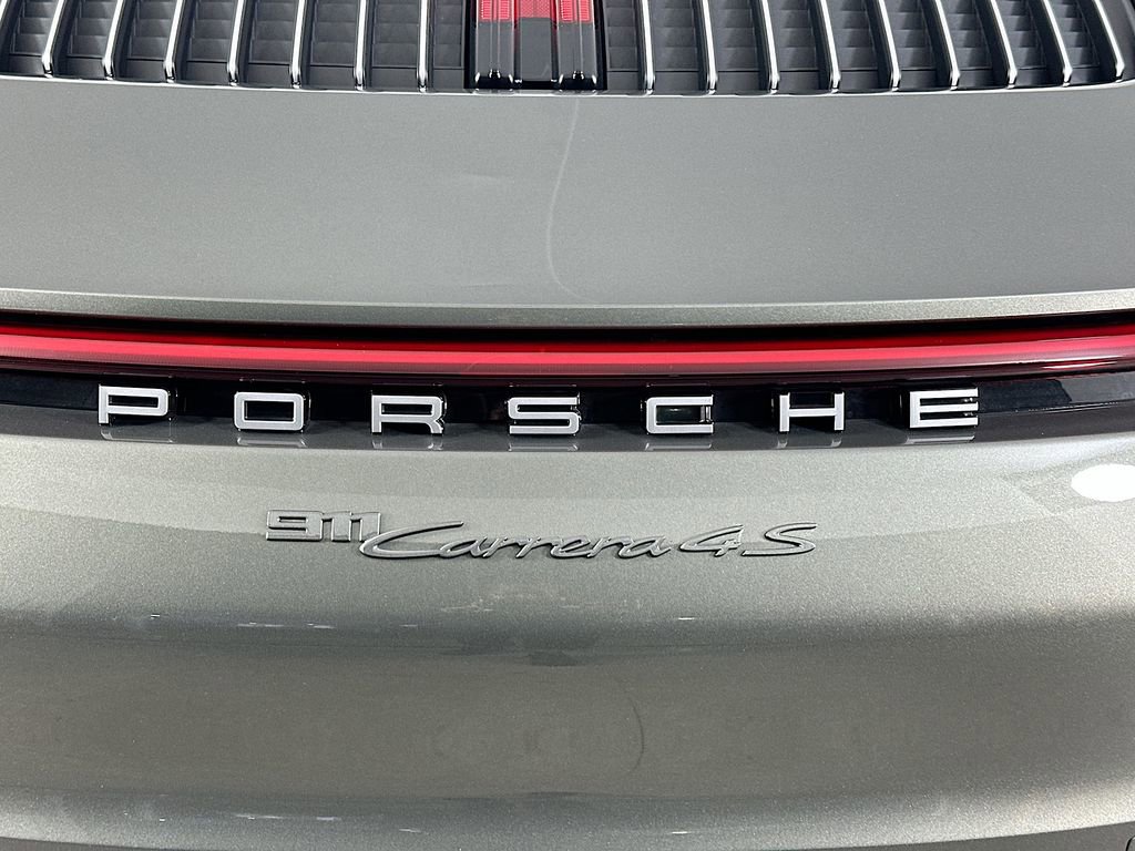 Certified 2024 Porsche 911 Carrera 4S w/ Sport Chrono Package AWD/4WD image 33