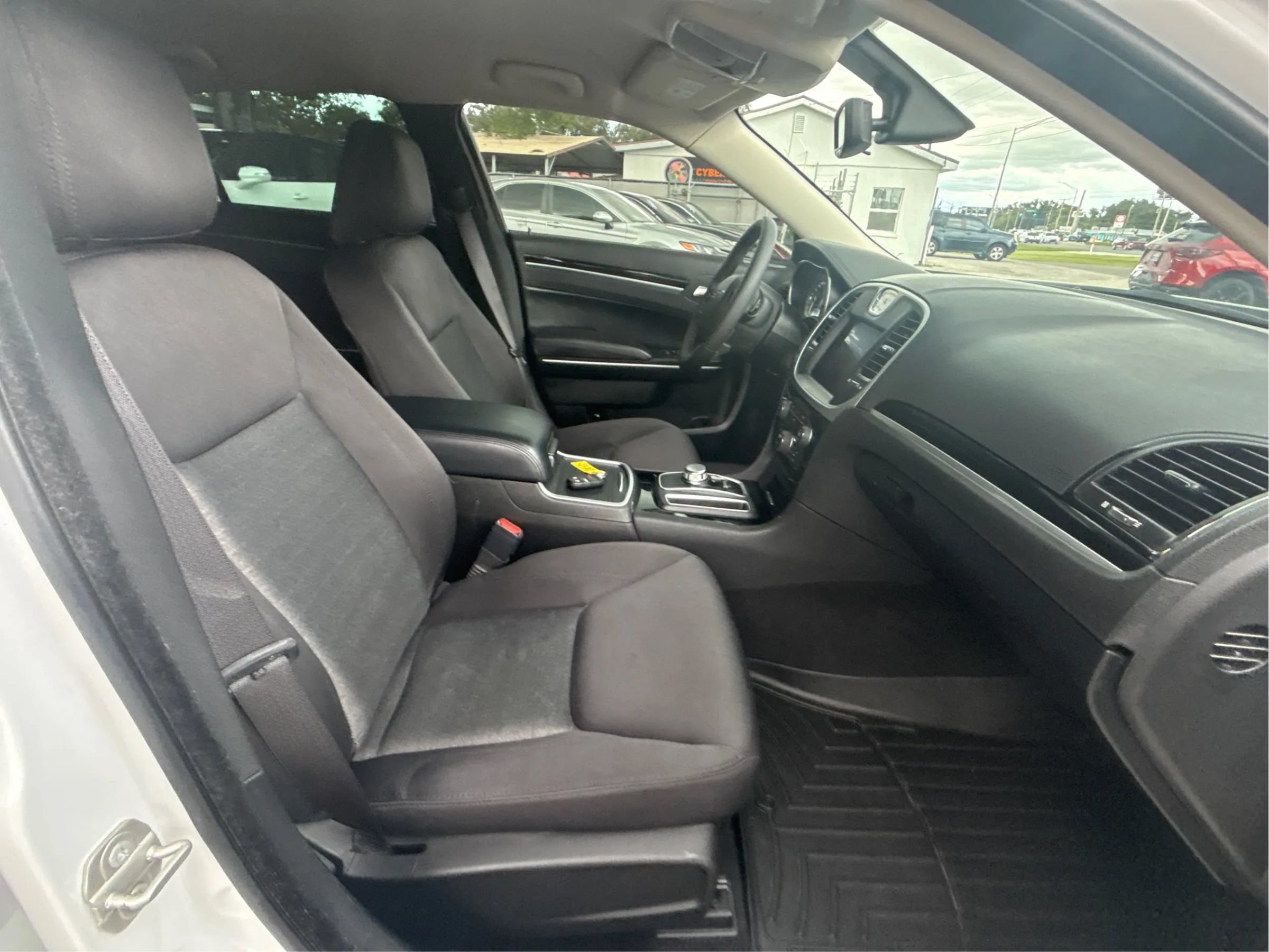 Used 2023 Chrysler 300 Touring w/ Sport Appearance Package RWD image 23