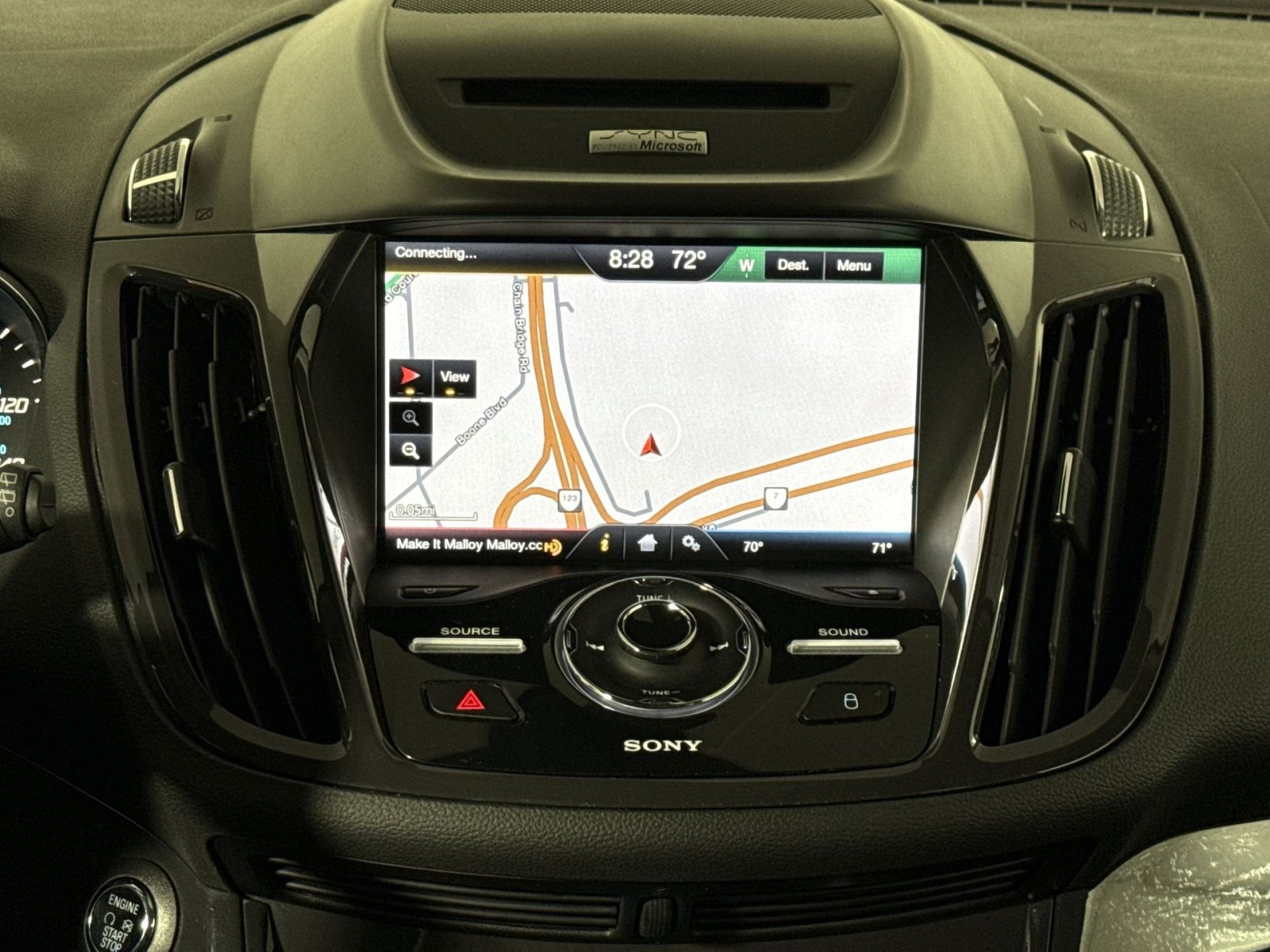 Used 2015 Ford Escape Titanium FWD image 20