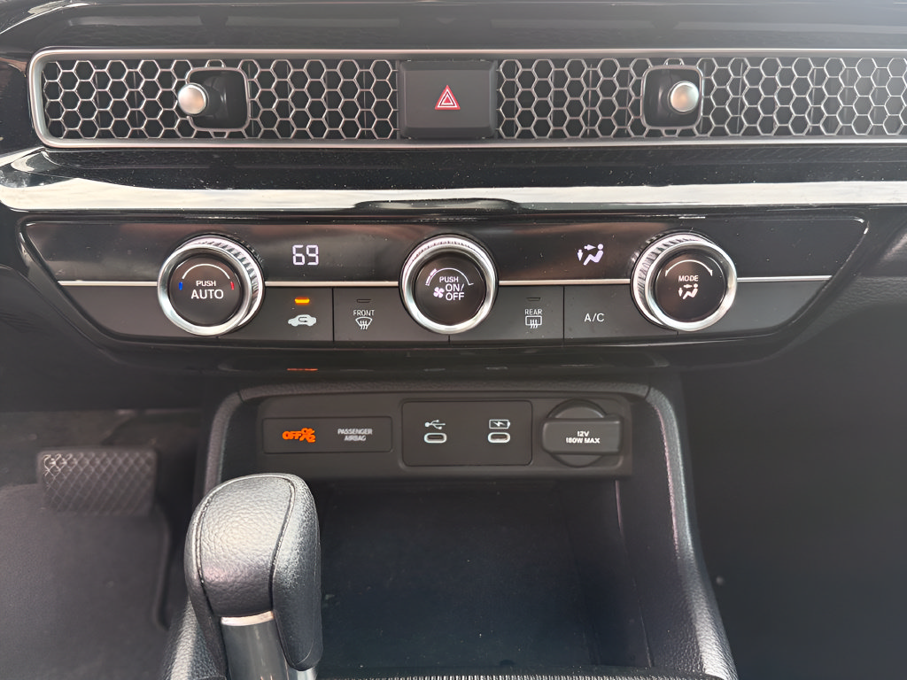 Certified 2025 Honda Civic LX image 27