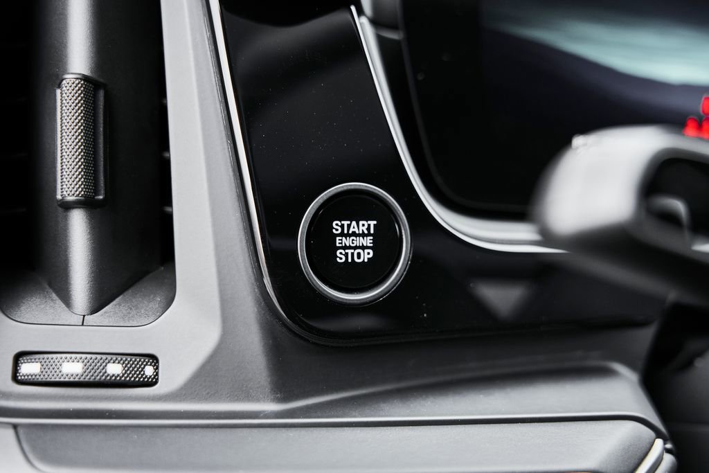 Used 2026 Porsche Cayenne Turbo image 56