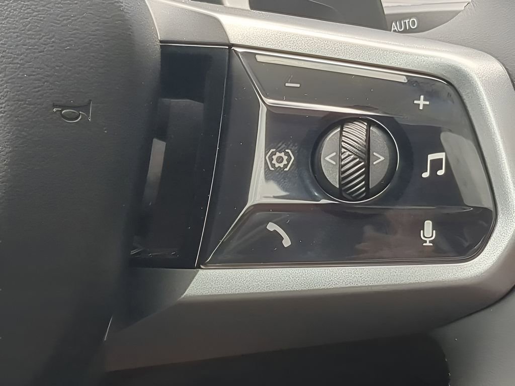 Certified 2026 BMW 530i 530i w/ M Sport Package image 25