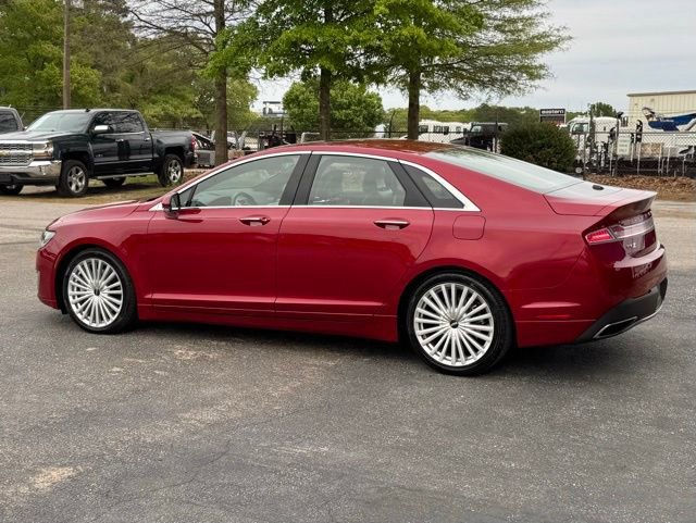 Used 2017 Lincoln MKZ Reserve FWD image 5