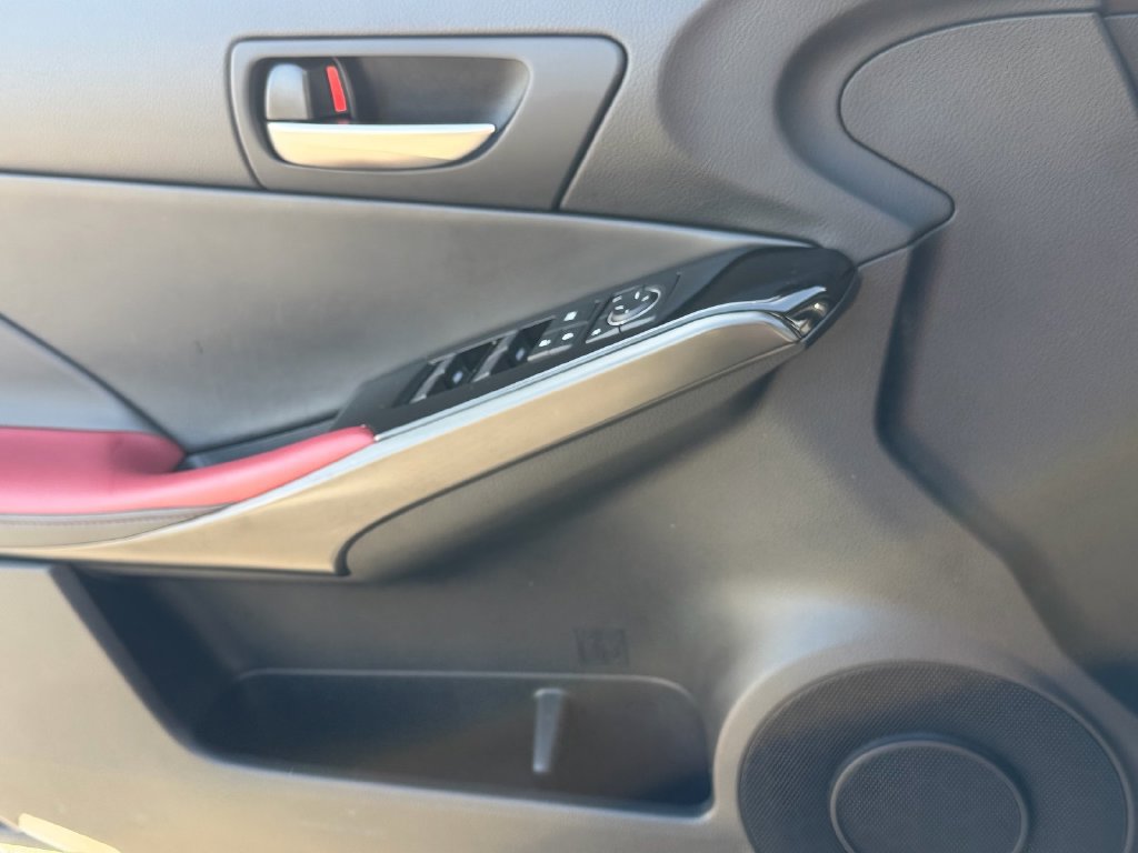 Used 2025 Lexus IS 350 F Sport RWD image 27