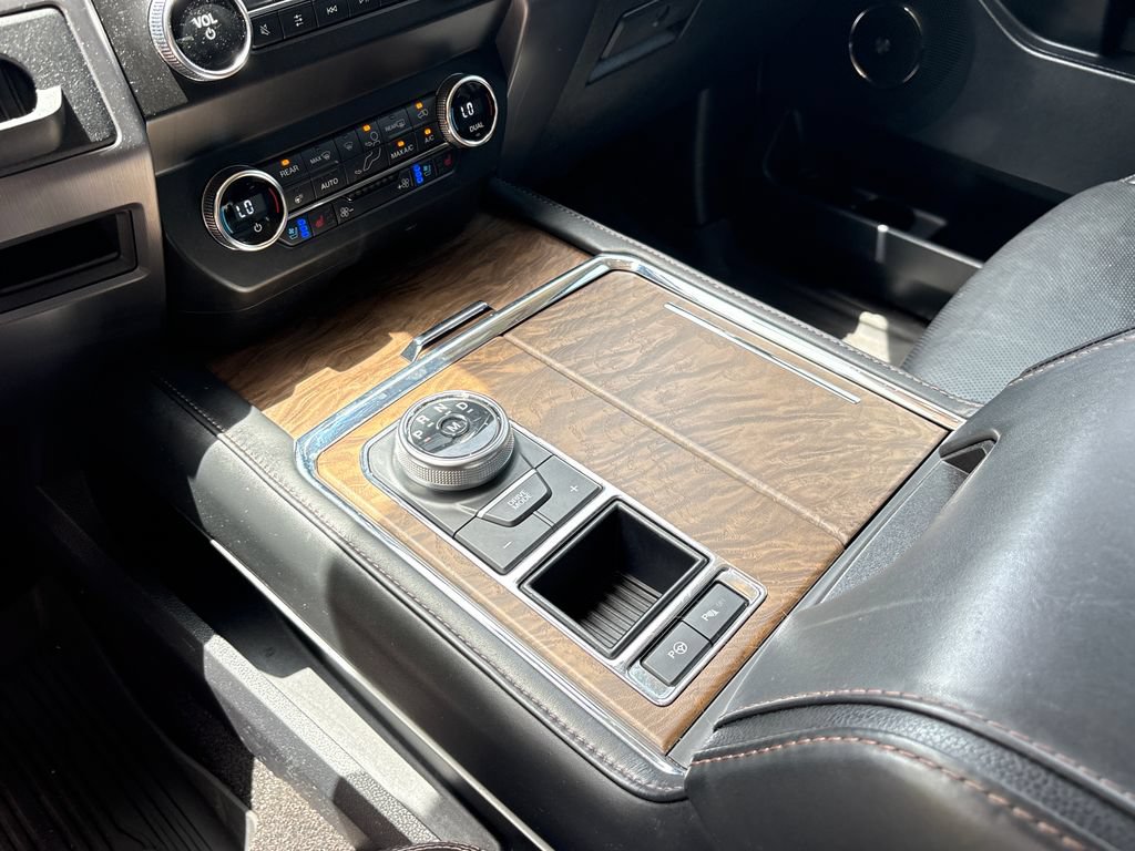 Used 2020 Ford Expedition Platinum RWD image 28