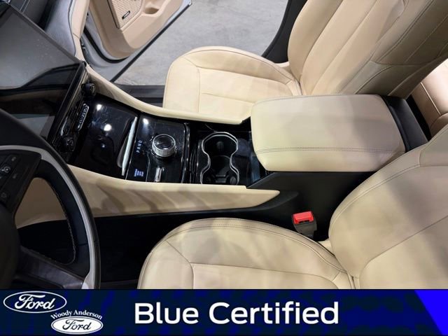 Used 2022 Jeep Grand Cherokee L Limited AWD/4WD image 18