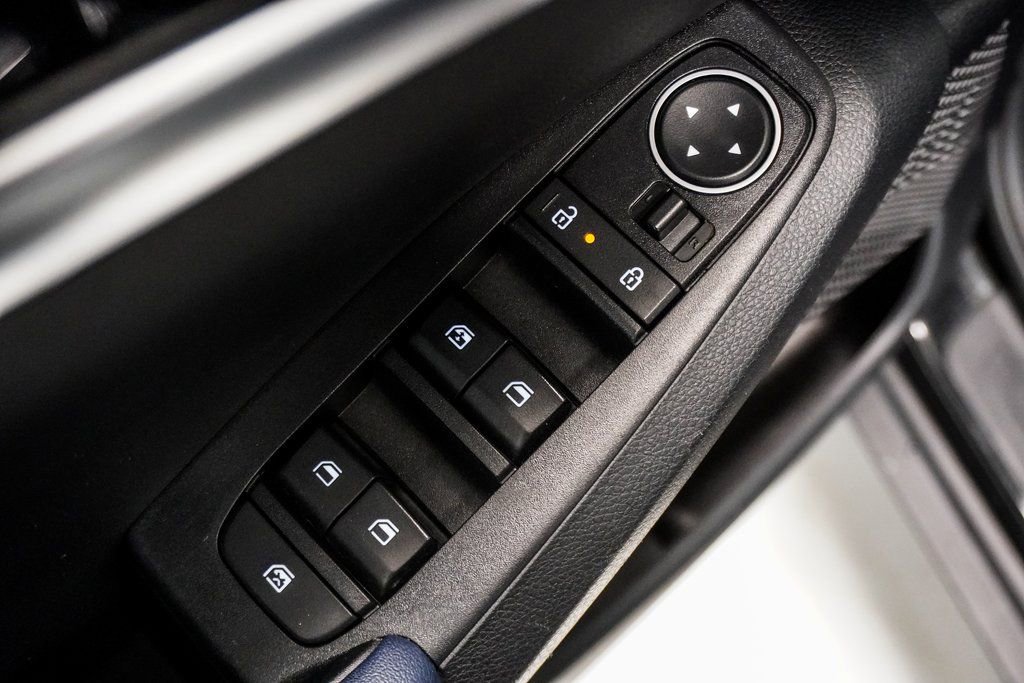 Used 2025 Kia Seltos S image 22