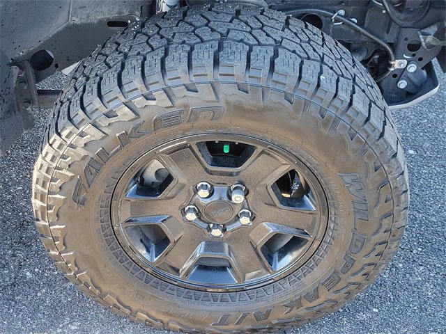 Used 2023 Jeep Gladiator Mojave w/ Cold Weather Group image 22