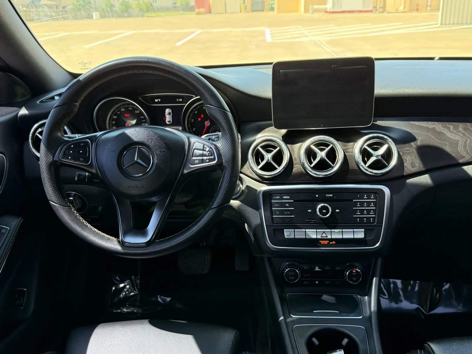 Used 2017 Mercedes-Benz CLA 250 4MATIC image 12