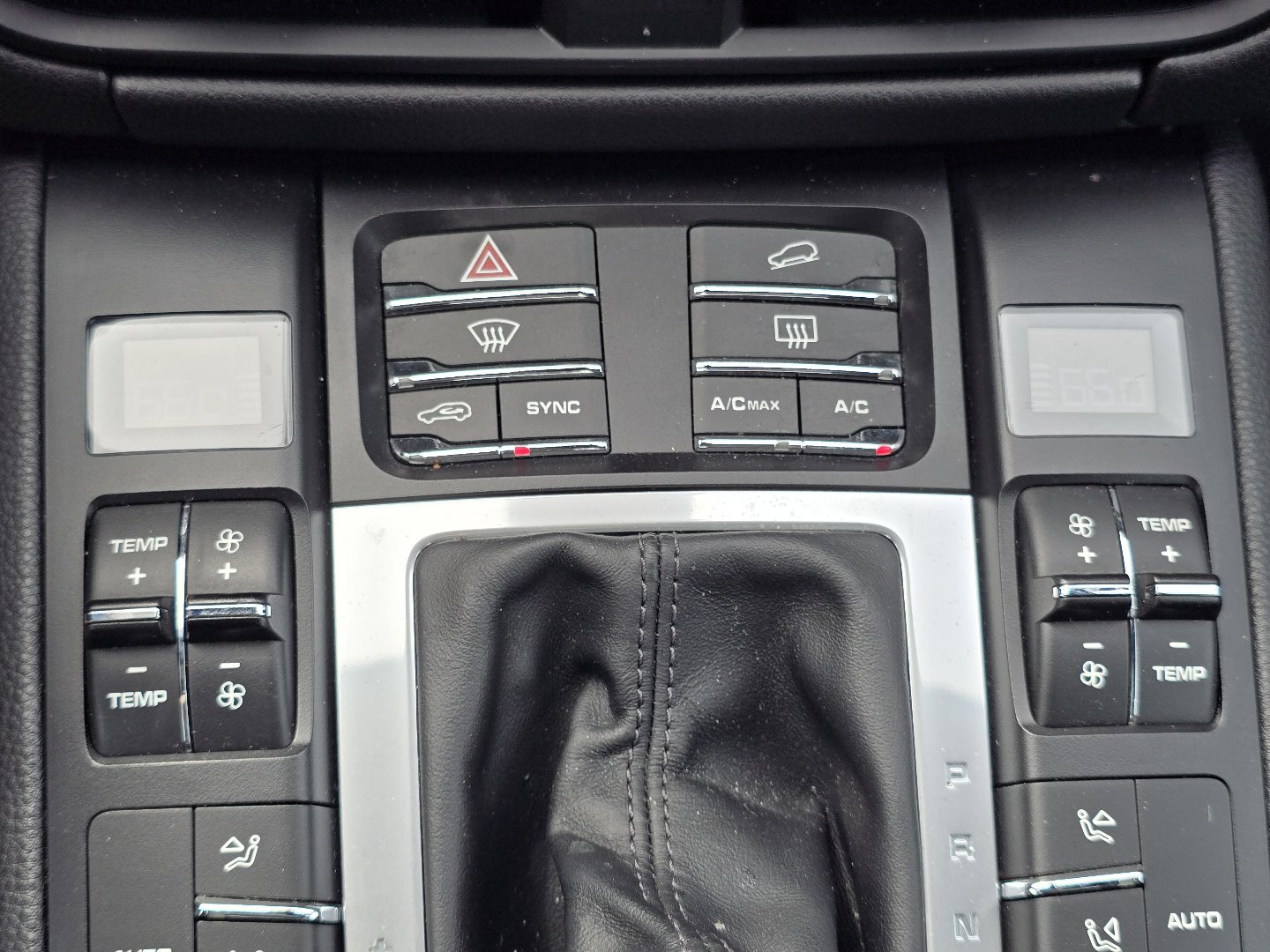 Used 2020 Porsche Macan S AWD/4WD image 13