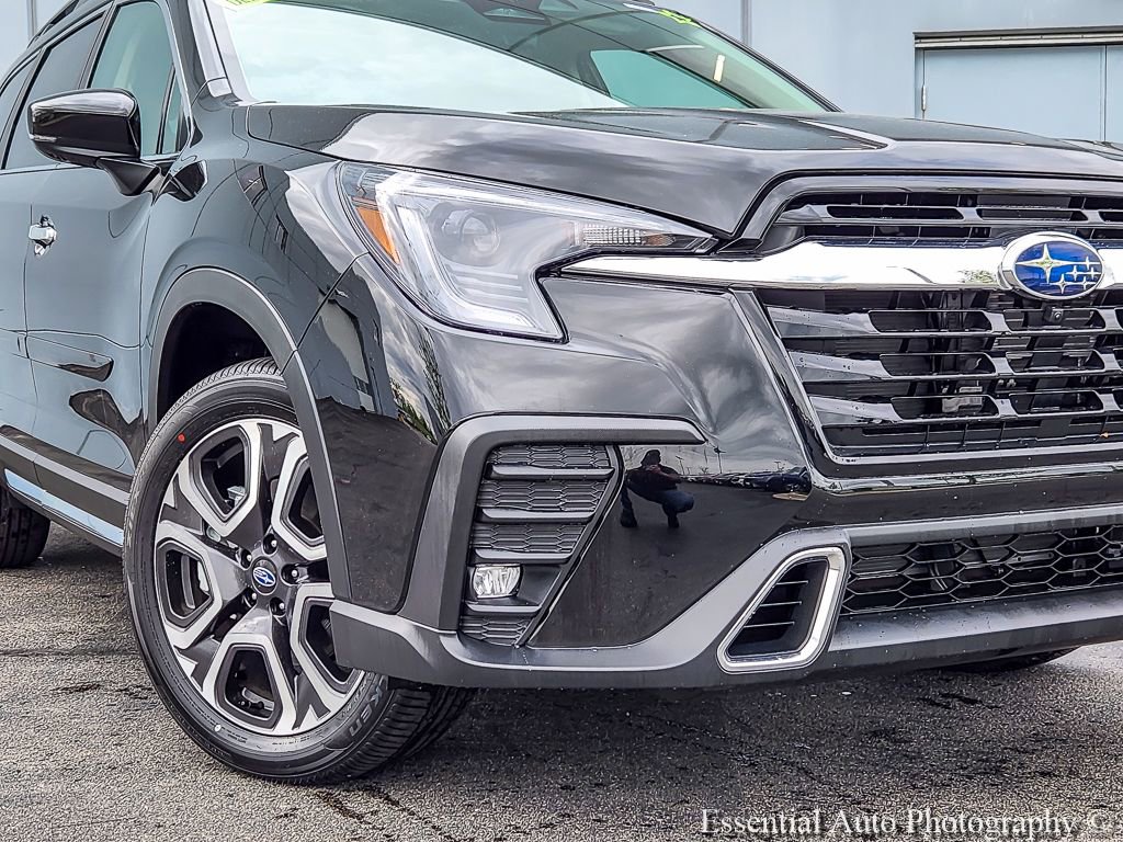 Used 2026 Subaru Ascent Touring AWD/4WD image 2