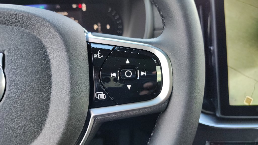 New 2026 Volvo XC90 B6 Plus AWD/4WD image 16