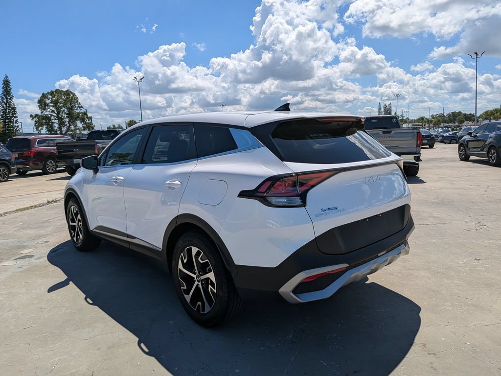 Certified 2023 Kia Sportage EX FWD image 6