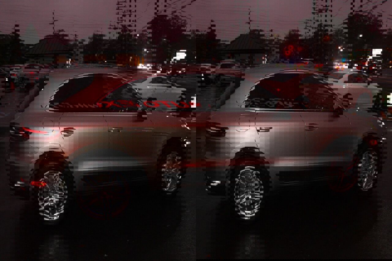 Used 2017 Porsche Macan S image 26