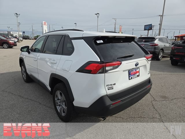 Used 2024 Toyota RAV4 LE AWD/4WD image 25