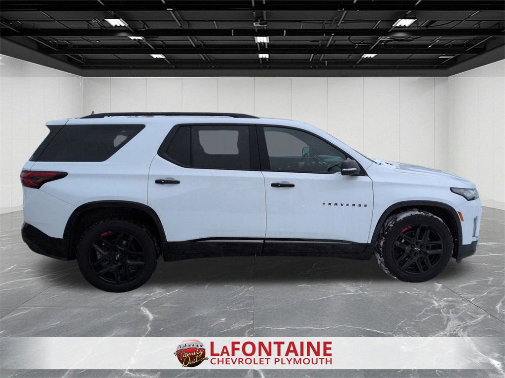 Used 2023 Chevrolet Traverse Premier w/ Redline Edition image 9