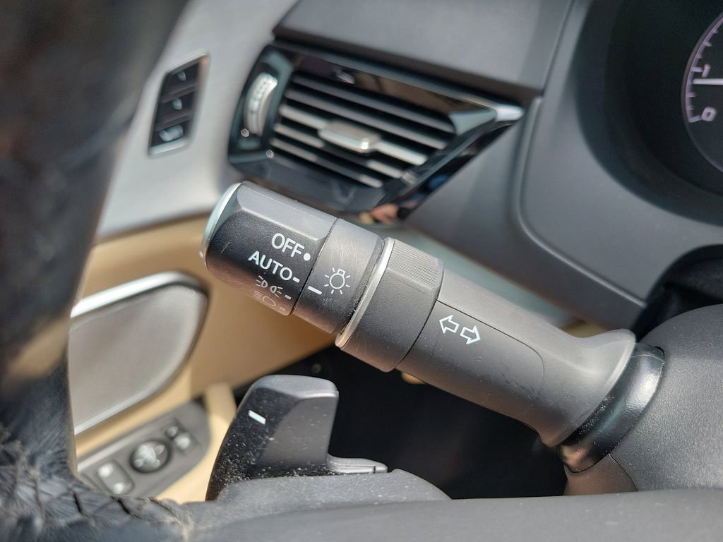 Used 2023 Acura RDX FWD w/ Technology Package image 16