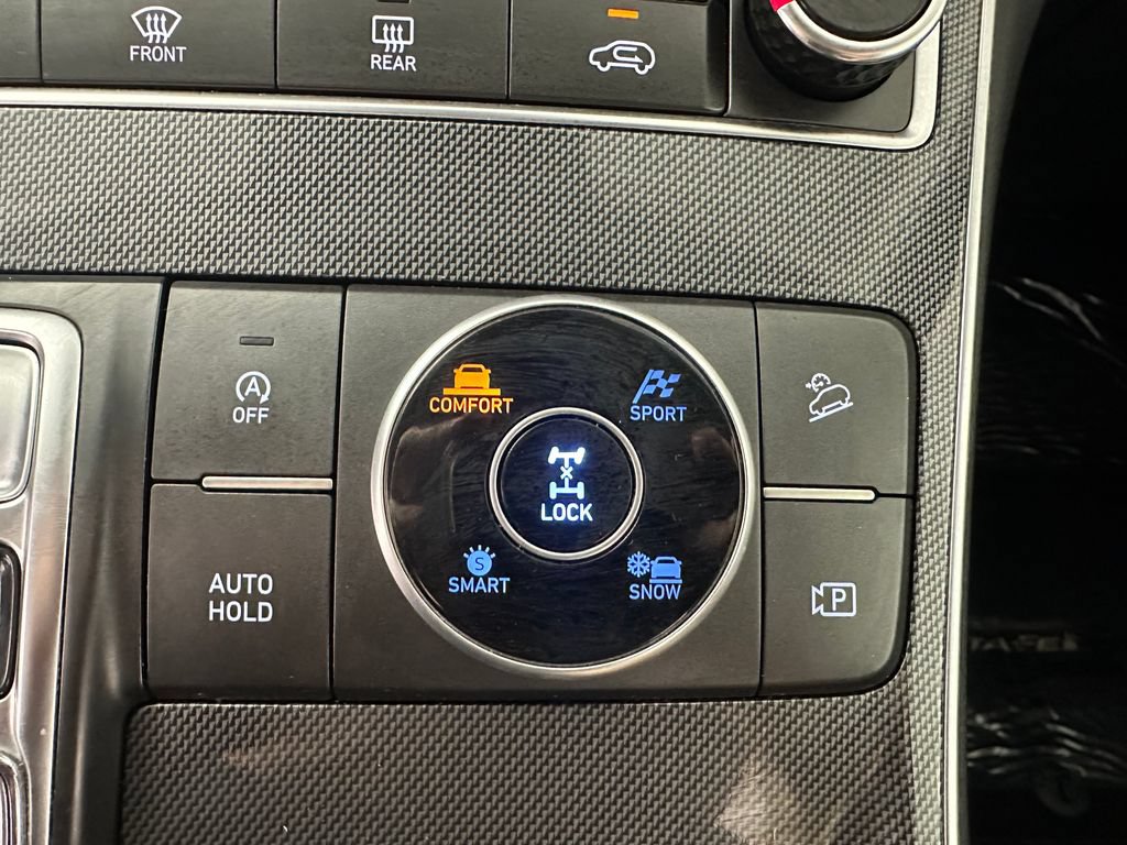 Used 2021 Hyundai Santa Fe SE AWD/4WD image 30