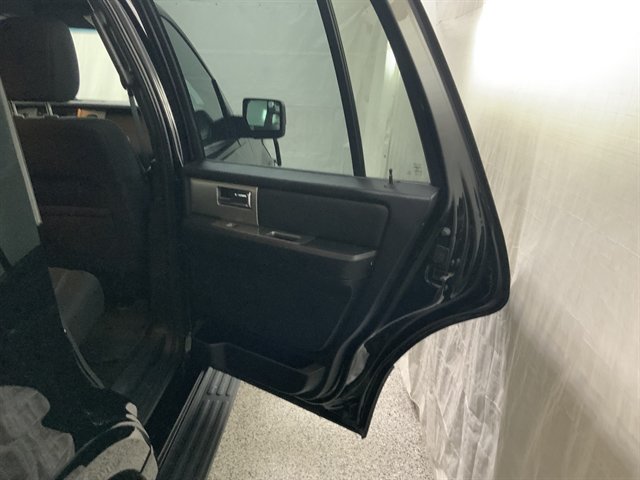 Used 2017 Ford Expedition XLT AWD/4WD image 20