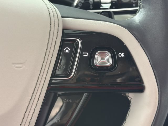 New 2026 Lincoln Aviator AWD image 9