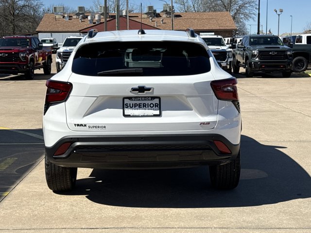 New 2026 Chevrolet Trax RS w/ Sunroof Package image 4