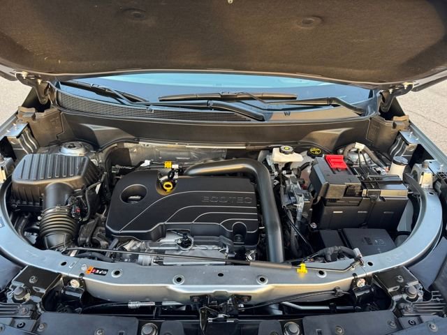 Used 2025 Chevrolet Equinox ACTIV w/ Safety and Technology Package image 24