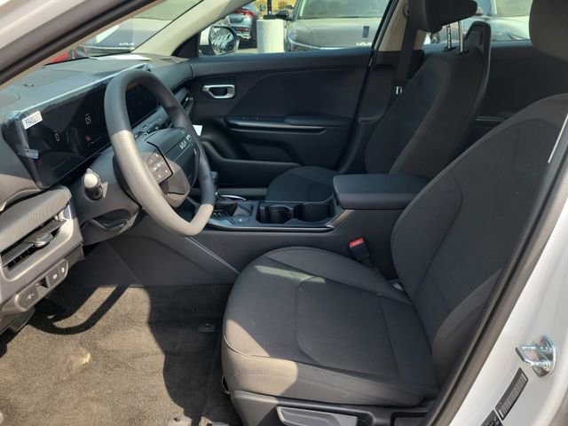 New 2026 Kia K4 LX image 17