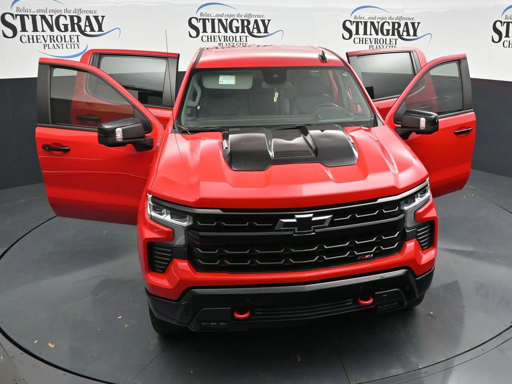 Used 2024 Chevrolet Silverado 1500 LT Trail Boss w/ Convenience Package II AWD/4WD image 34
