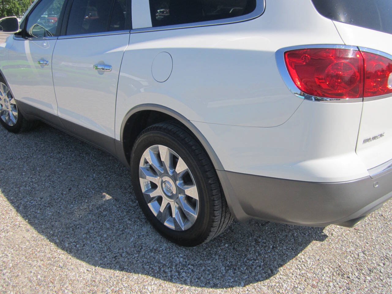 Used 2012 Buick Enclave Premium AWD/4WD image 6