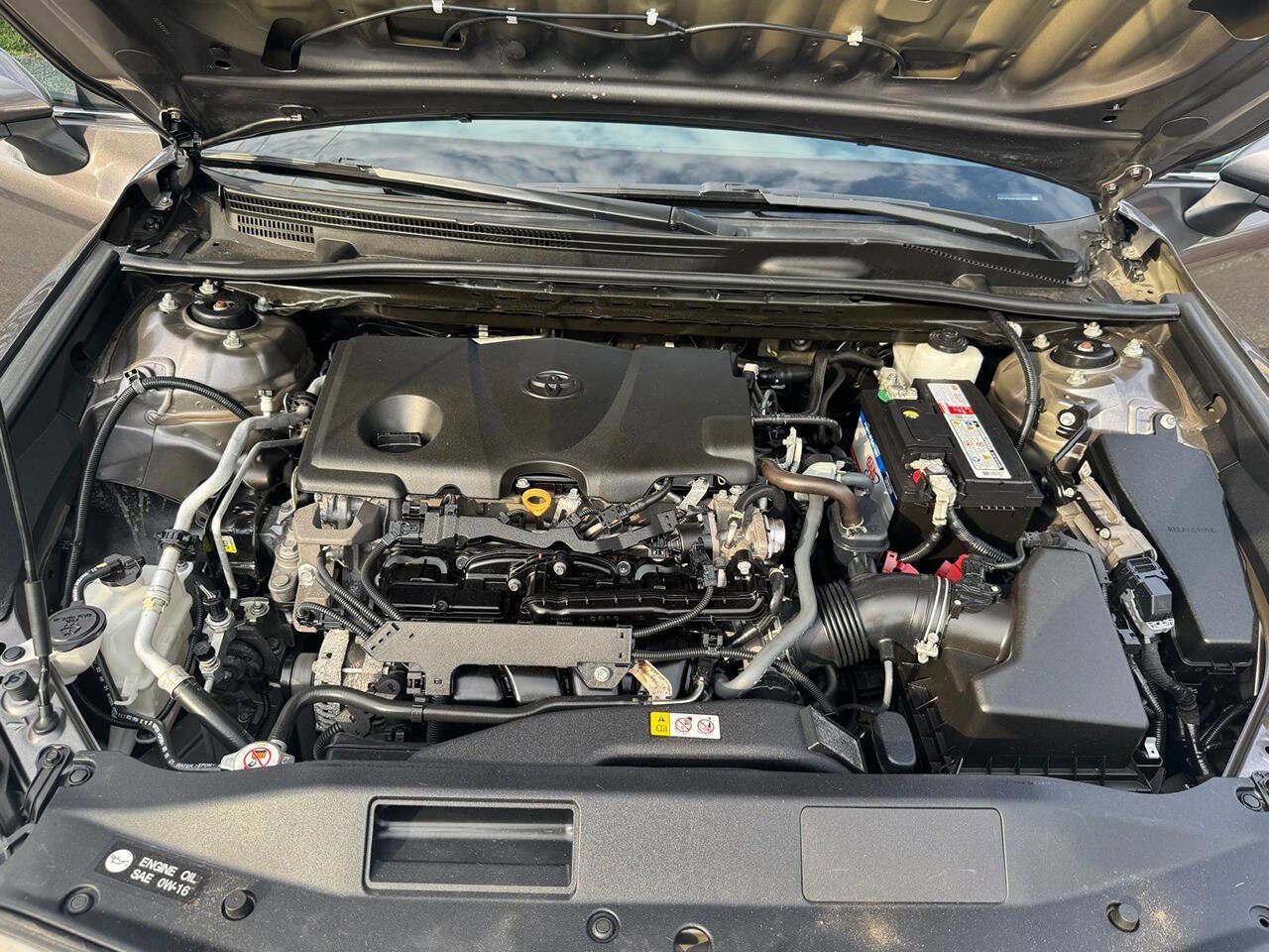 Used 2022 Toyota Camry LE image 12