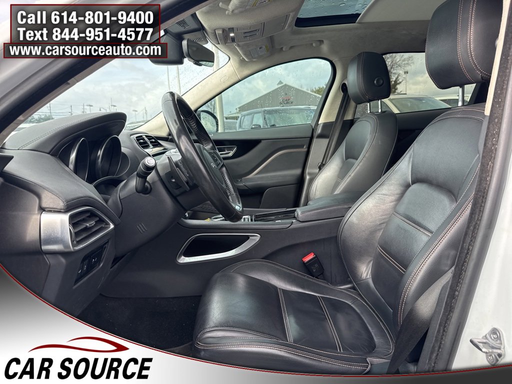 Used 2019 Jaguar F-PACE Prestige image 14