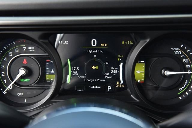 Used 2025 Jeep Wrangler Unlimited Sahara w/ Safety Group AWD/4WD image 12