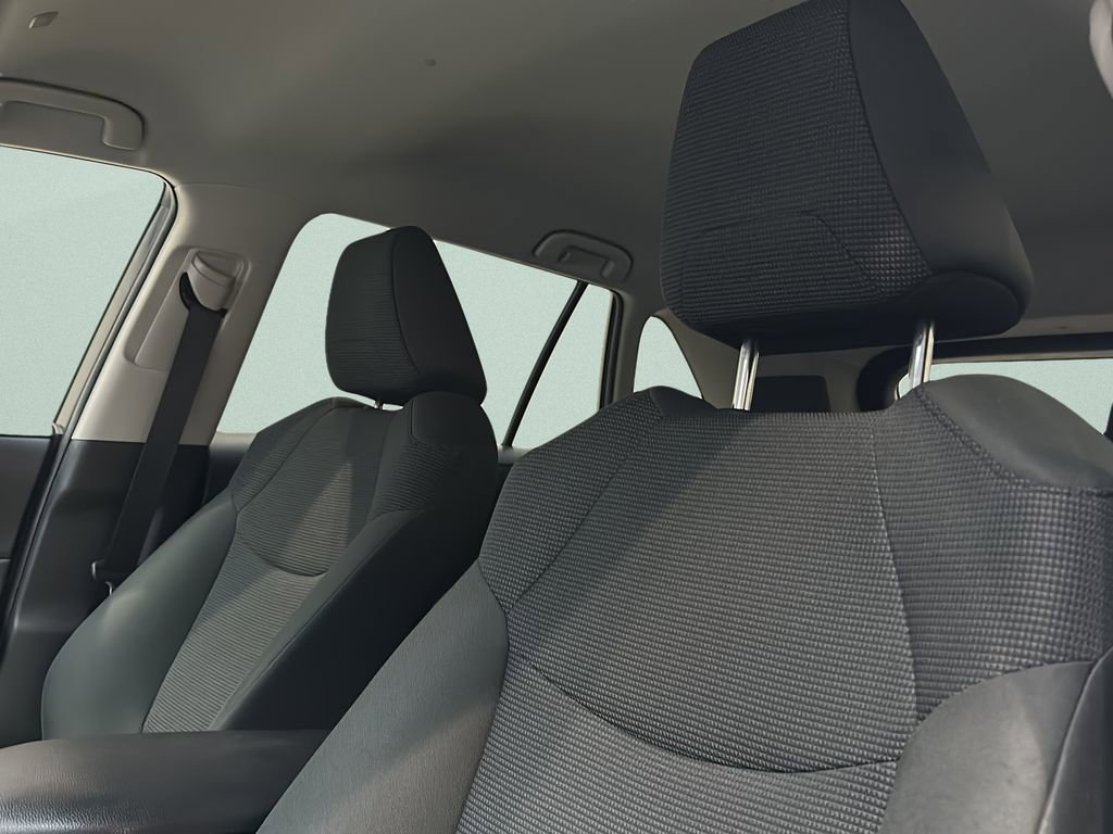Used 2024 Toyota RAV4 LE AWD/4WD image 12