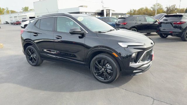 Certified 2024 Buick Encore GX Sport Touring AWD/4WD image 2