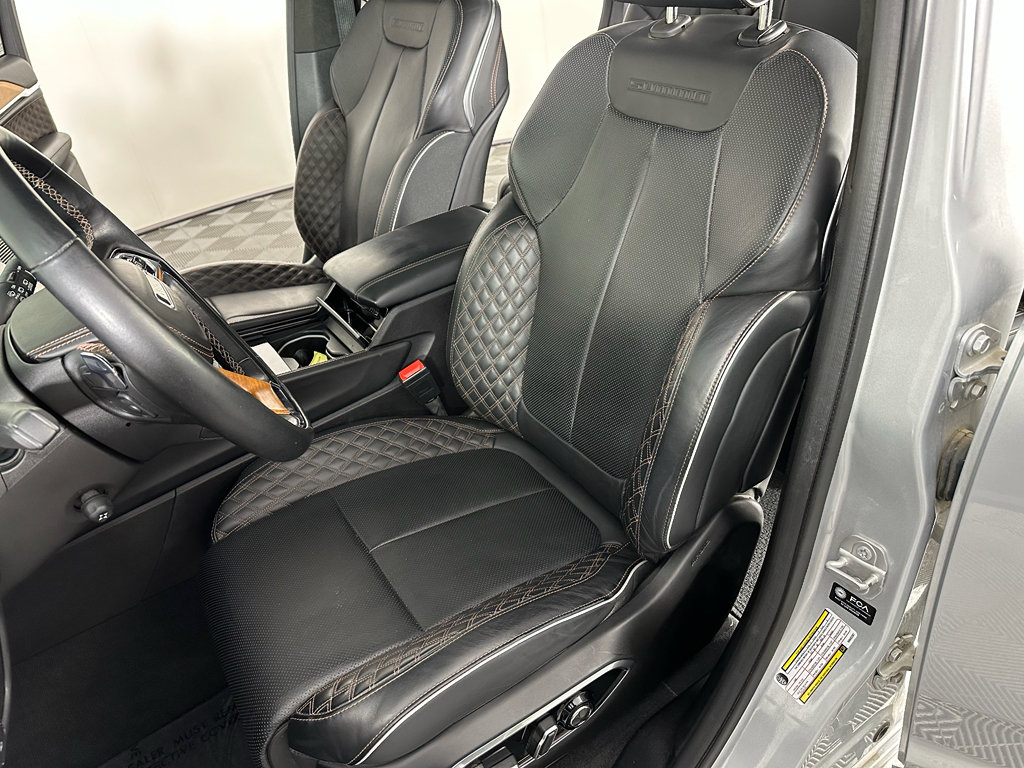 Used 2022 Jeep Grand Cherokee Summit AWD/4WD image 23