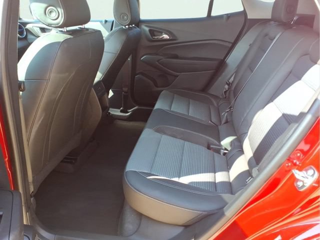 Used 2026 Chevrolet Trax LT FWD image 20