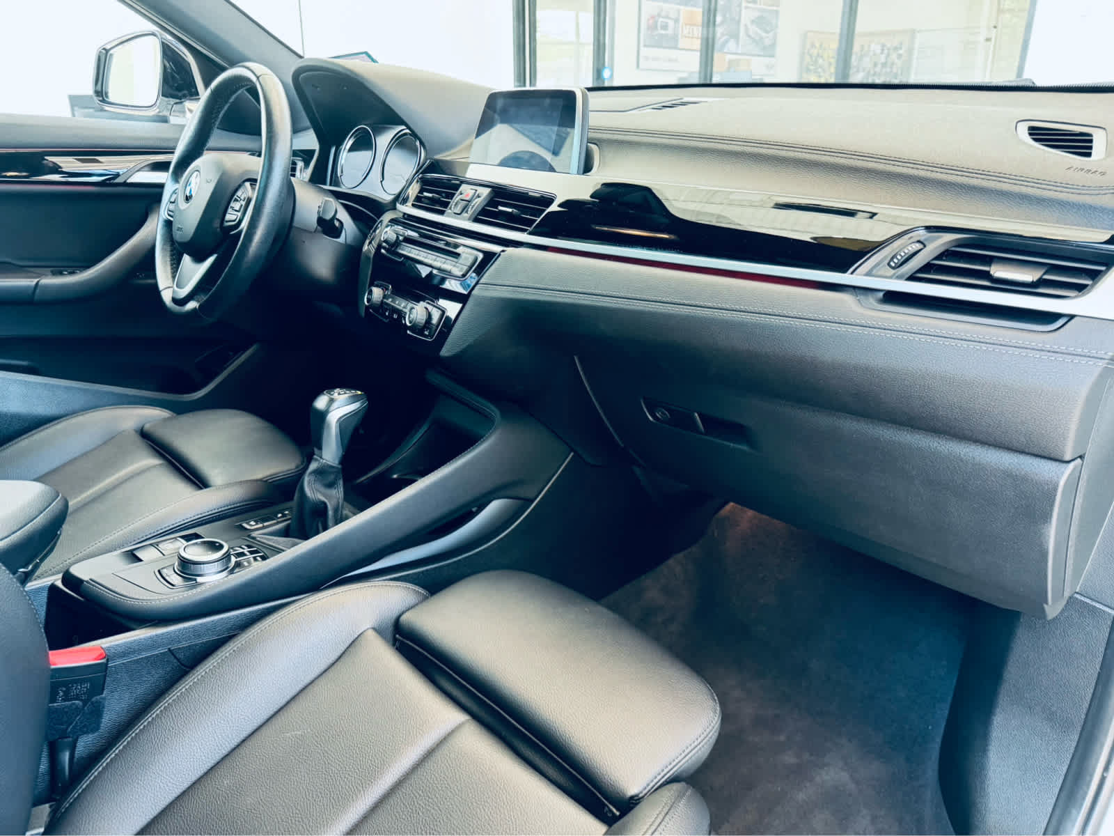 Used 2019 BMW X2 xDrive28i w/ Convenience Package AWD/4WD image 13