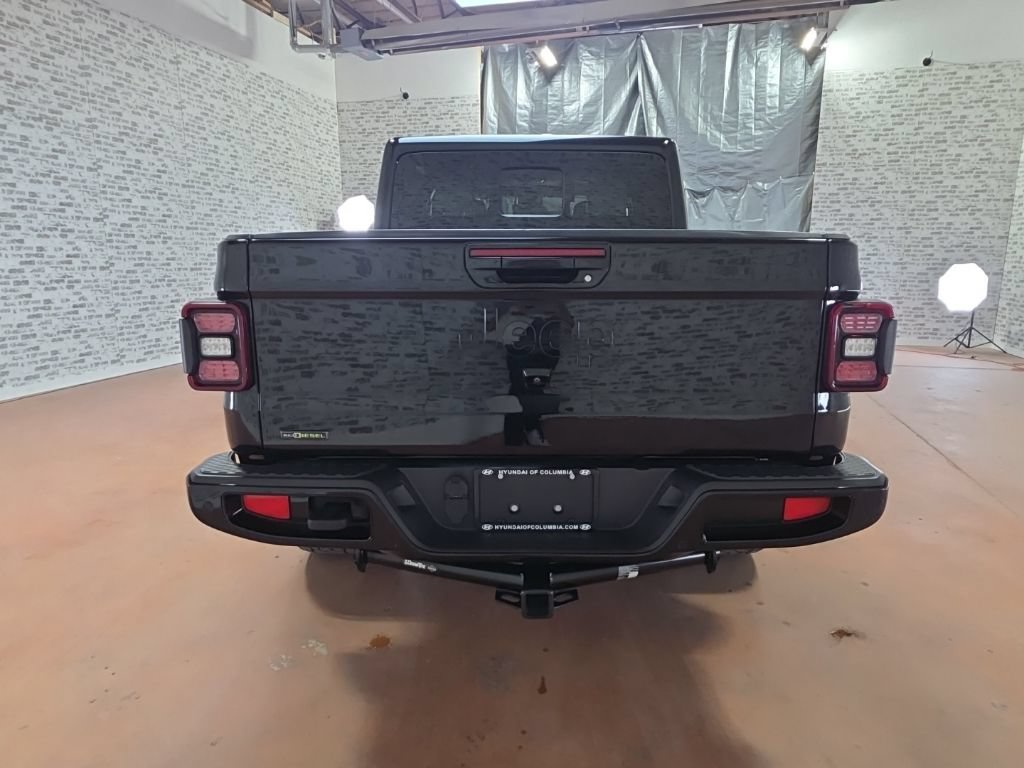 Used 2021 Jeep Gladiator Overland AWD/4WD image 5