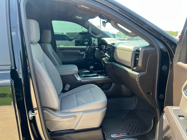 Used 2025 Chevrolet Silverado 1500 LT Trail Boss w/ Convenience Package II AWD/4WD image 23